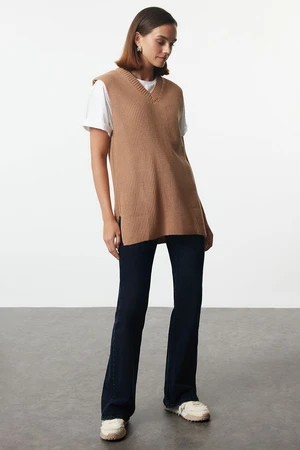 Trendyol Camel Basic V-Neck Knitwear Sweater