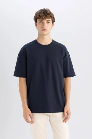 DEFACTO Men's Navy Blue Boxy Fit Wide Cut Crew Neck Cotton Short Sleeve Basic T-Shirt