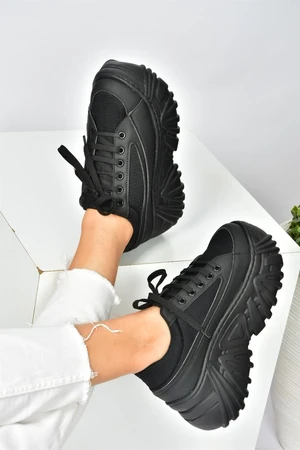 Fox Shoes Black Thick Soled Casual Sneakers.