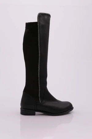 DGN 508-22k Women's Back Stretch Stripe With Side Stones Knee High Flats Boots.