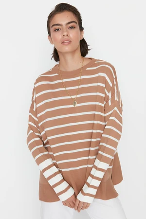 Sweter damski Trendyol Striped