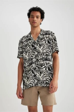 DEFACTO Regular Fit Wide Collar Printed Viscose Short Sleeve Shirt