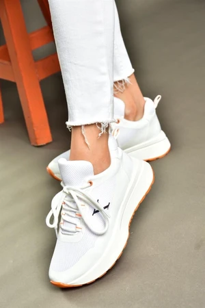 Fox Shoes P848531504 Women's Sneakers in a white/orange fabric