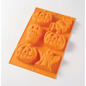 Oranžová silikónová forma na pečenie Lékué Halloween Mould