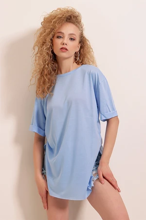 Bigdart 4123 Oversized T-Shirt with a slit - Turquoise