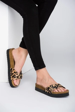 Fox Shoes Leopard Women's Slippers