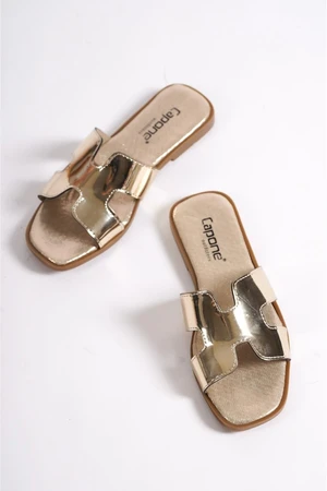 Capone Outfitters Capone Mirrored Halsey Gold Women's Slippers