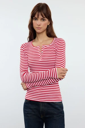 Trendyol Burgundy Striped Snap Fastener Fitted/Fit-fitting Ribbed Stretchy Knitted Blouse