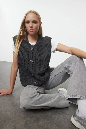 Trendyol Anthracite Crew Neck Fitted Knit Vest