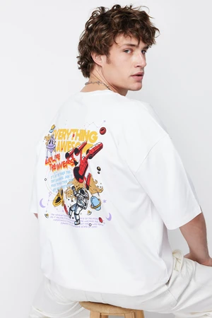 Trendyol White Oversize/Wide Cut Space Printed 100% T-Shirt