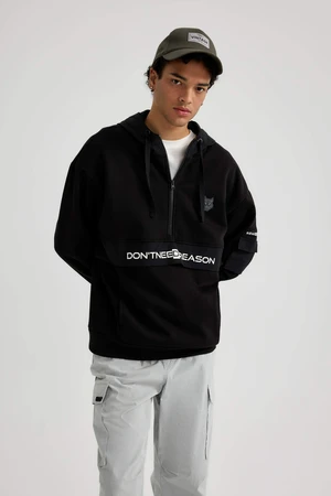 DEFACTO Oversize Fit Slogan Long Sleeve Sweatshirt