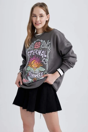 DEFACTO Oversize Fit Printed Sweatshirt