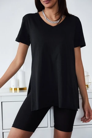 XHAN Women's Black Basic V-Neck Slit T-Shirt