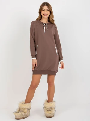 Women's sweatshirt dress with pockets - brown