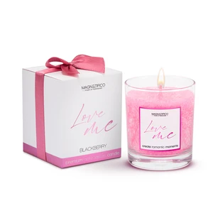 Magnetifico Power Of Pheromones Vonná svíčka Love me Blackberry (Scented Candle) 125 g