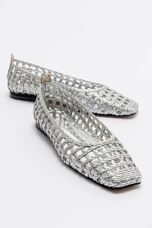 LuviShoes ARCOLA Women's Silver Knitted Patterned Flats