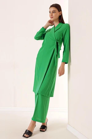 By Saygı Turndown Collar Tie Waist Crepe Long Jacket Green