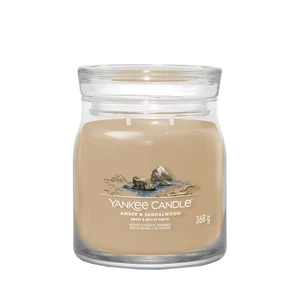 YANKEE CANDLE Signature Vonná sviečka stredná 2 knôty Amber & Sandalwood 368 g