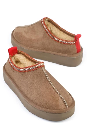 Capone Outfitters Furry Inside Flat Sole Women's Shoes