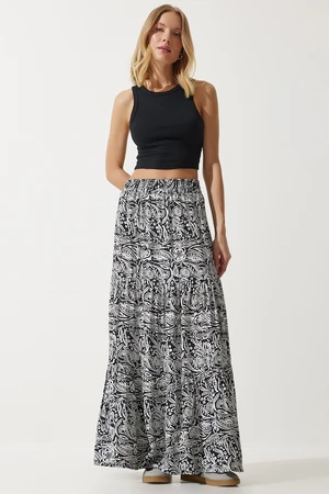 Happiness İstanbul Women's White Black Floral Patterned Flounce Viscose Skirt