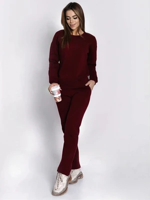 Women's insulated tracksuit, burgundy sweatshirt and loose trousers