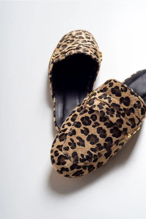 LuviShoes Dámske hnedé papuče z pravej kože s leopardím vzorom