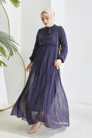 InStyle Ramona Crispy Pattern Pleated Chiffon Hijab Dress - Navy Blue