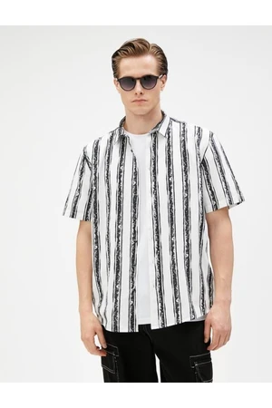 Koton Short Sleeve Shirt with Abstract Print. Classic Collar Cotton