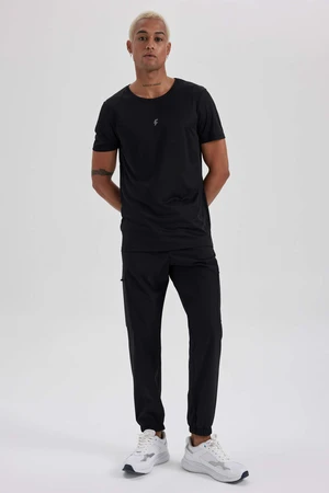 DEFACTO Standard Fit Jogger