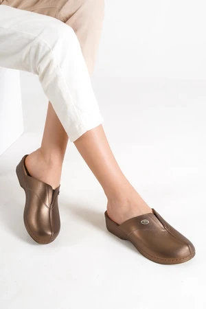 Capone Outfitters Mules - Metallic - Flat