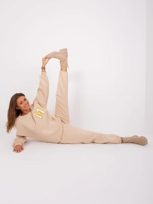 Beige insulated tracksuit with oversize sweatshirt