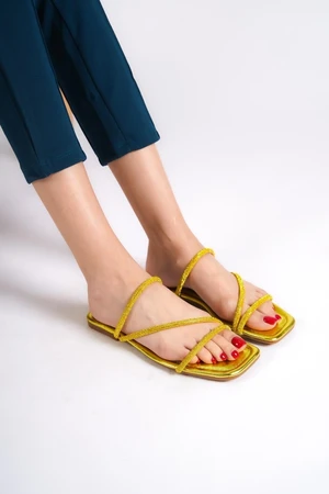 Capone Outfitters Mules - Yellow - Flat