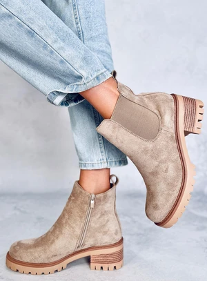 Chelsea Boots mit Absatz Beige