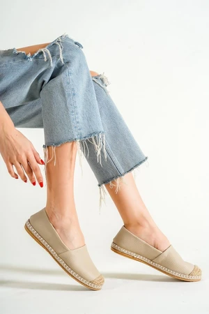 Capone Outfitters Espadrilles - Beige - Flat