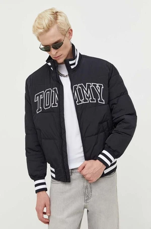 Bunda Tommy Jeans pánsky, čierna farba, prechodná