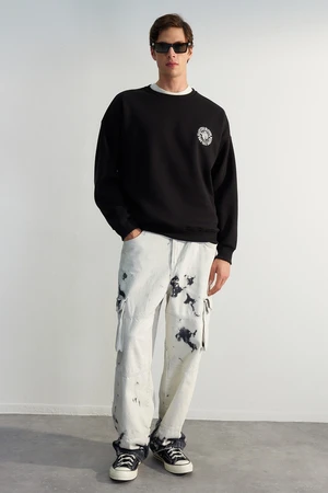 Trendyol Men's Black Oversized Floral Embroidery Soft Pile Cotton Sweatshirt.