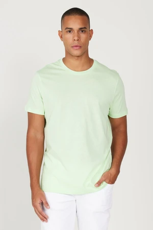 AC&Co / Altınyıldız Classics Men's Light Green Slim Fit Slim Fit 100% Cotton Crew Neck Short Sleeve T-Shirt