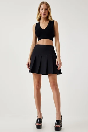 Happiness İstanbul Women's Black Pleated Mini Woven Skirt