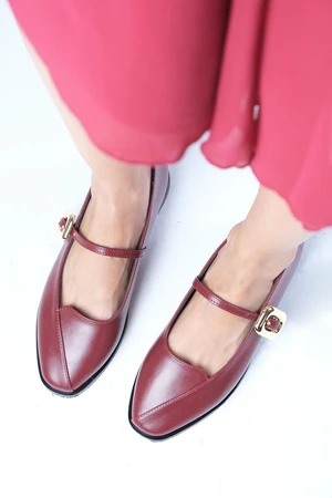 Mio Gusto Juliet Claret Color Side Buckle Women's Ballerina Shoes