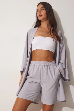 Happiness İstanbul Women's Gray Flowy Ayrobin Kimono Shorts Set