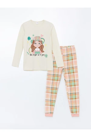 LC Waikiki Crew Neck Printed Long Sleeve Girl's Pajama Set