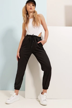 Pantaloni da donna Trend Alaçatı Stili