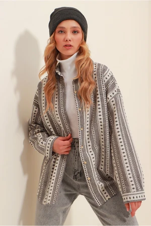 Trend Alaçatı Stili Women's Gray Ethnic Pattern Oversized Woven Winter Shirt