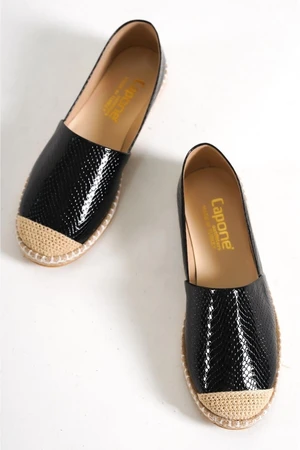 Capone Outfitters Capone Women's Black Espadrilles