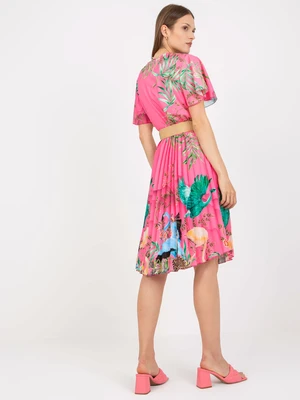 Pink summer dress with print and pleats