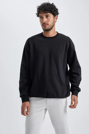 DEFACTO Black Oversize Wide Pattern Crew Neck Basic Plain Sweatshirt