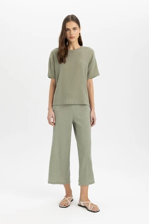 DEFACTO Wide Leg Normal Waist Straight Leg Midi Crepe Trousers