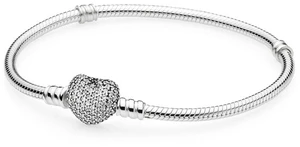 Pandora Stříbrný náramek s třpytícím srdcem 590727CZ 17 cm