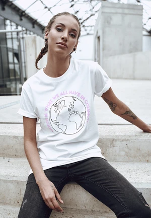 Women's T-shirt Planet Earth white