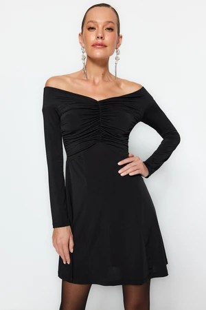 Trendyol Black Evening Dress with Open Waist / Skater Knitted Unlined Evening Dress